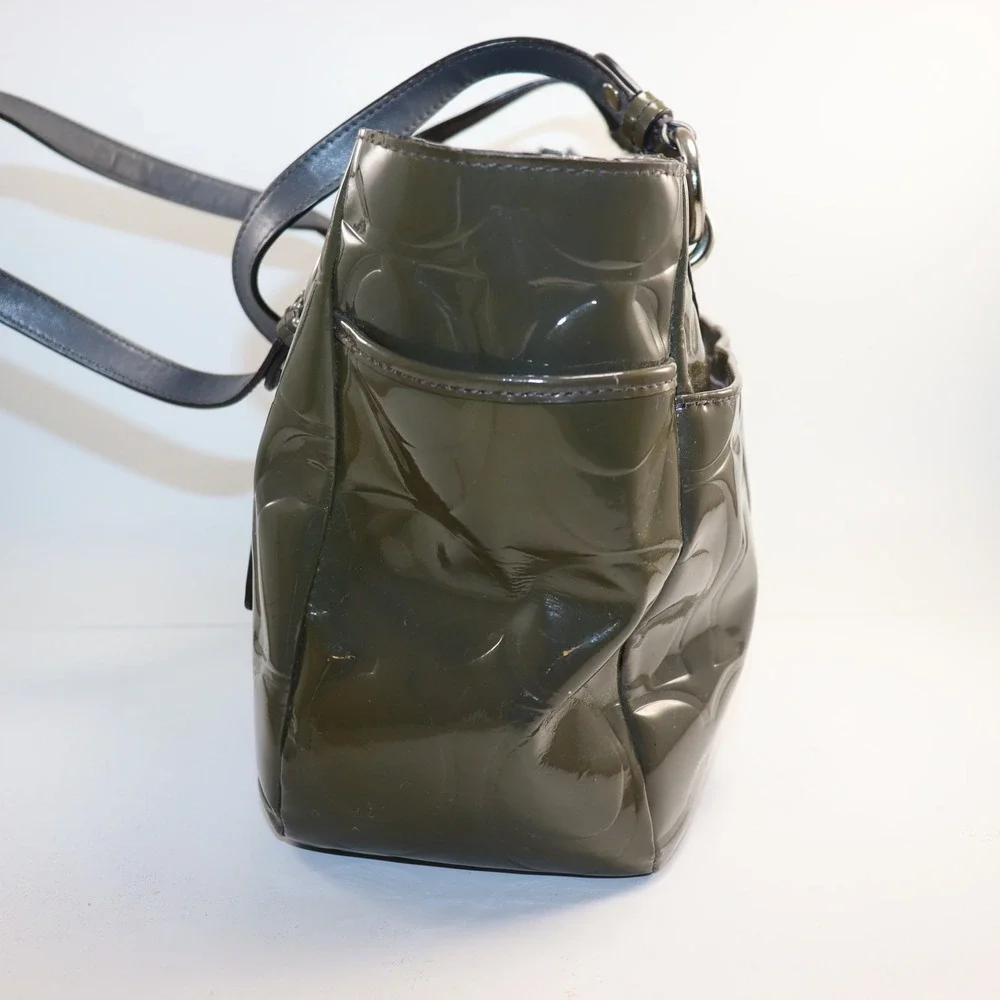 Coach Gallery Tote Olive Green Patent‎ Leather GUC